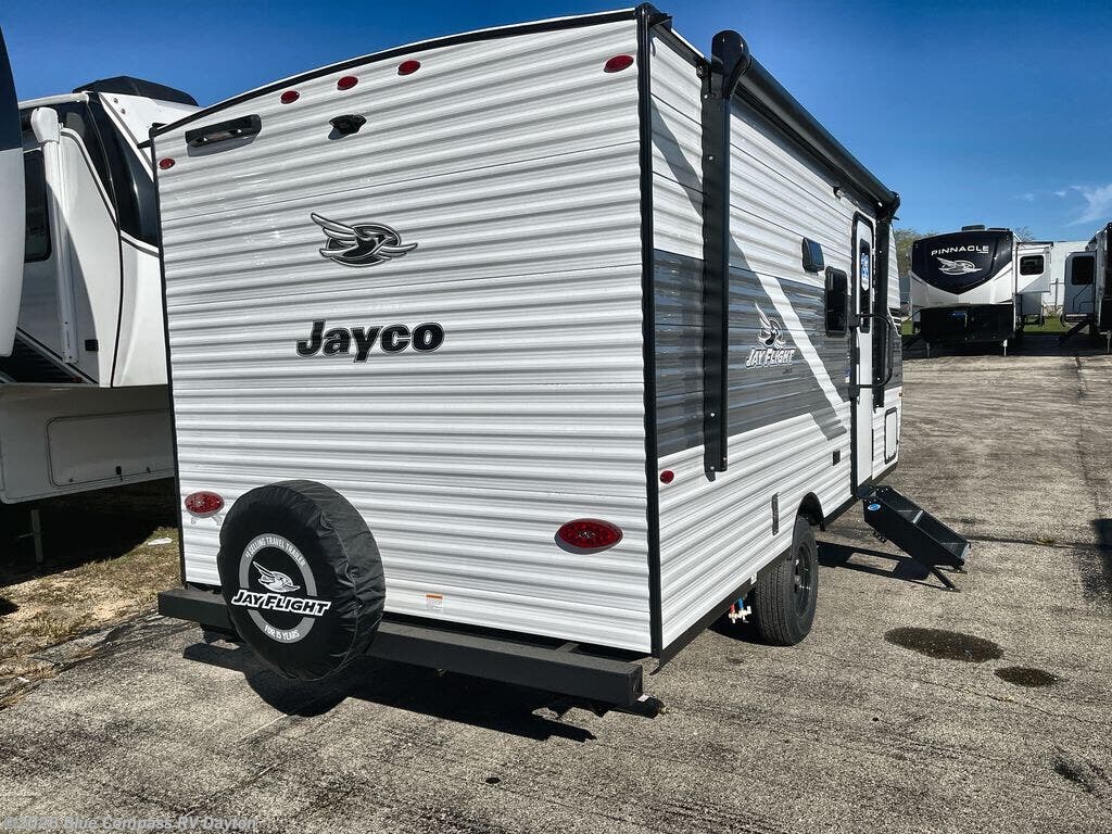 New 2026 Jayco Jay Flight SLX 175BH available in New Carlisle, Ohio