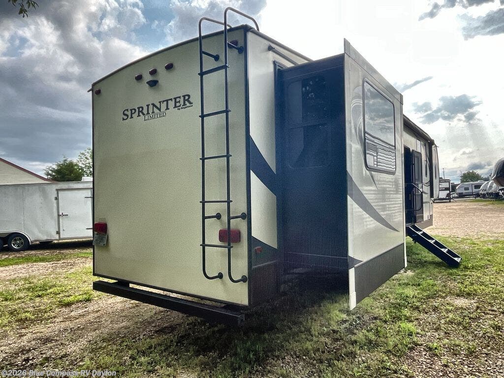 Used 2018 Keystone Sprinter 3531FWDEN available in New Carlisle, Ohio