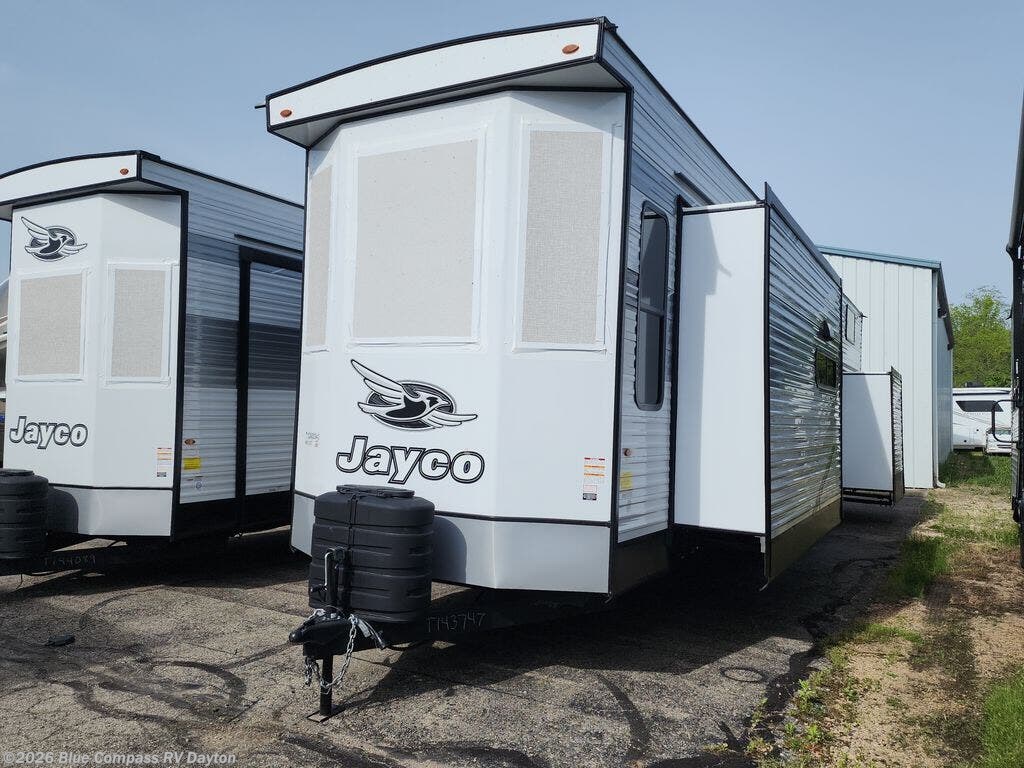New 2026 Jayco Jay Flight Bungalow 401LOFT DS available in New Carlisle, Ohio