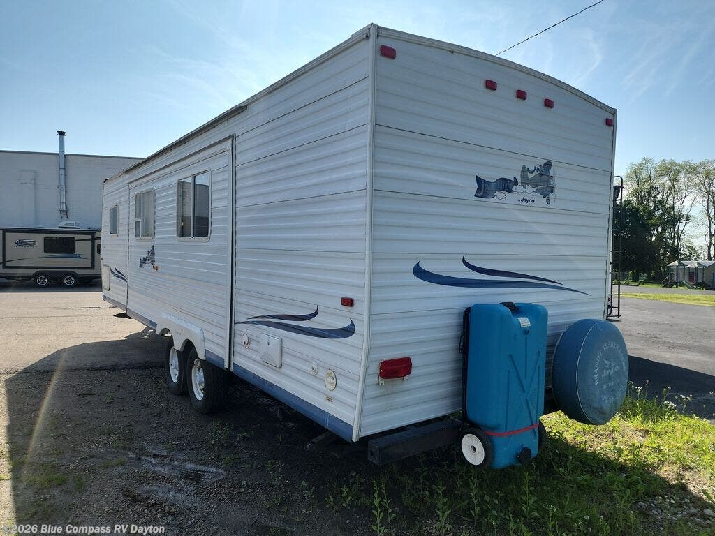 Used 2003 Jayco Jay Feather 31BH available in New Carlisle, Ohio