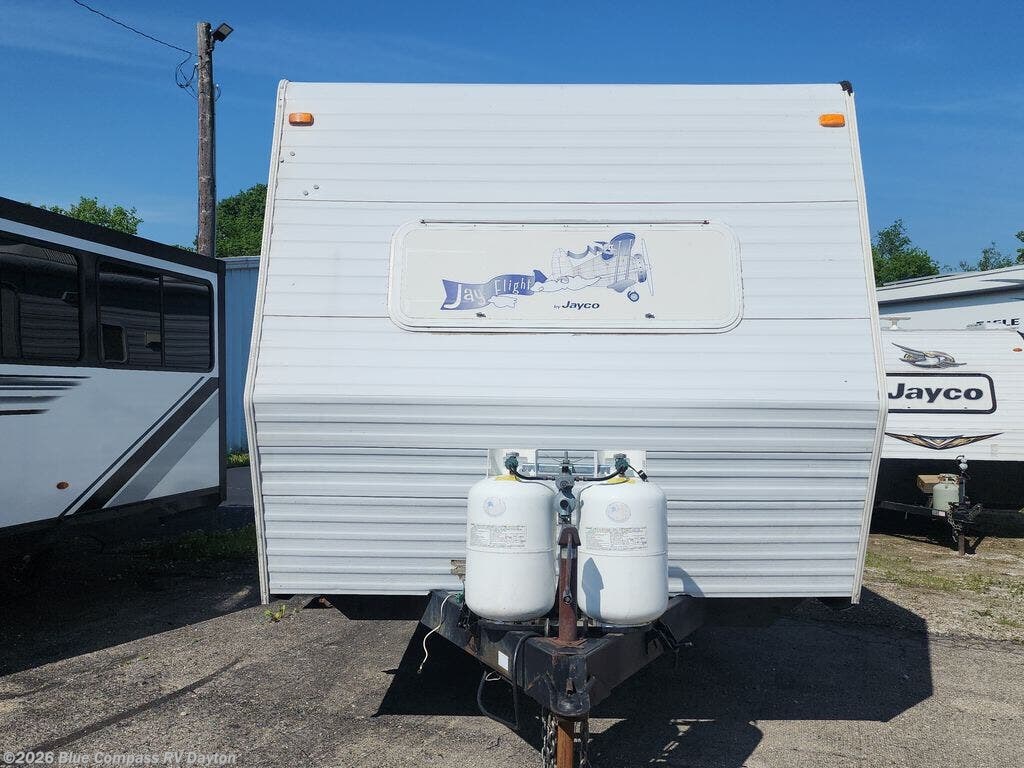 2003 Jayco Jay Feather 31BH - Used Travel Trailer For Sale by Blue Compass RV Dayton in New Carlisle, Ohio features Slideout
