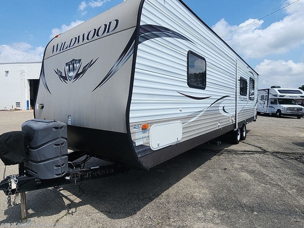 Used 2015 Forest River Wildwood 27RKSS available in New Carlisle, Ohio