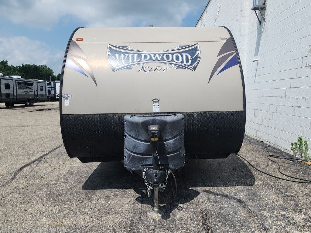 2015 Wildwood 241QBXL by Forest River from Blue Compass RV Dayton in New Carlisle, Ohio