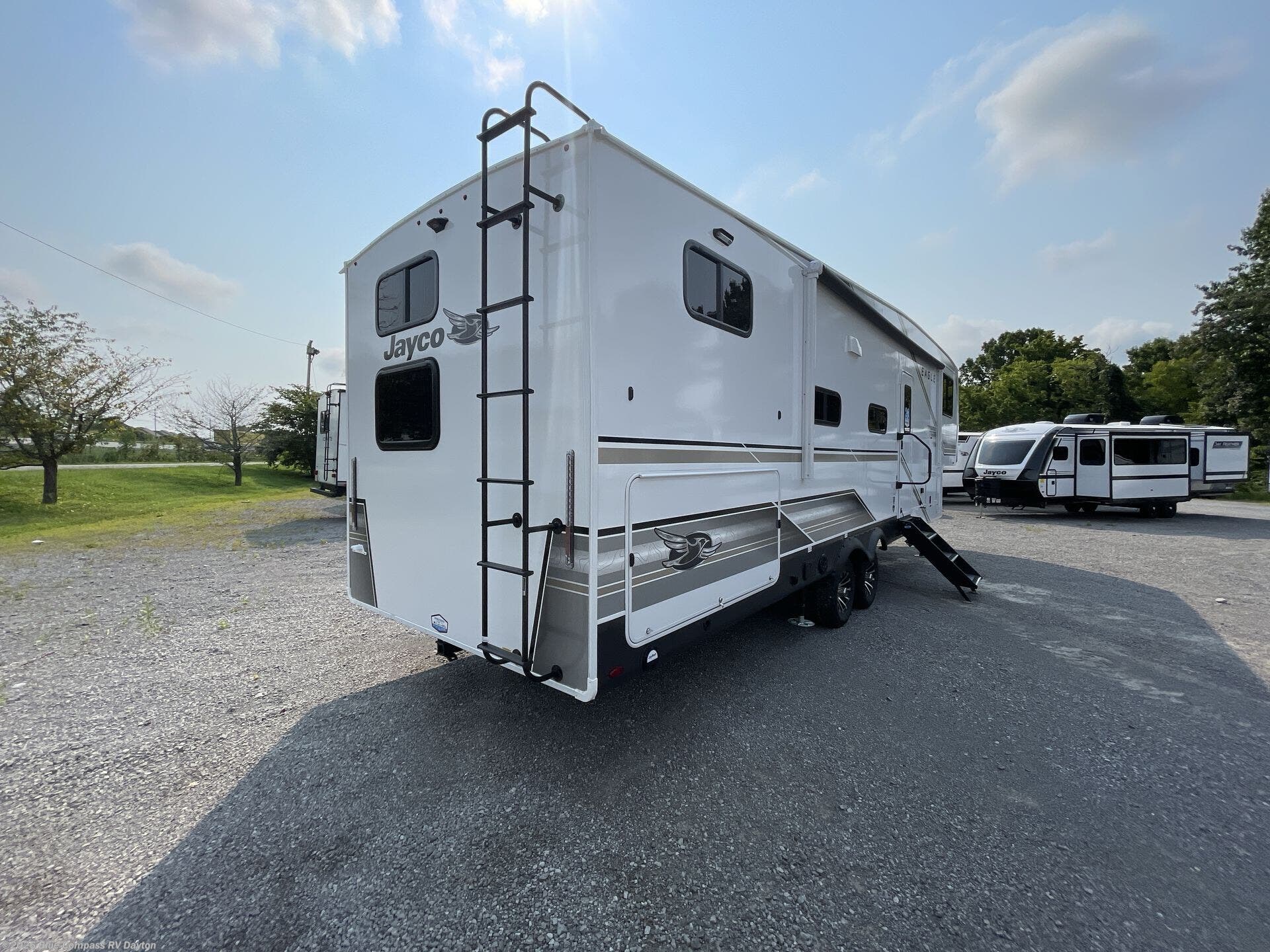 2027 Eagle 31QBH by Jayco from Blue Compass RV Dayton in New Carlisle, Ohio