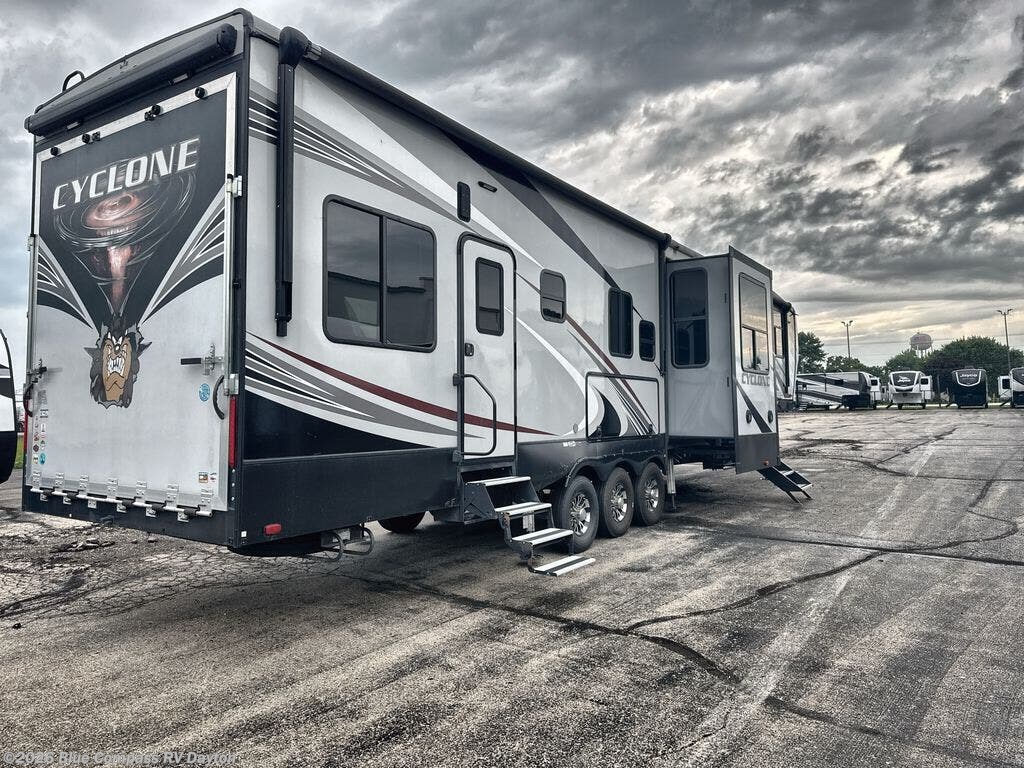 2019 Cyclone 4005 by Heartland from Blue Compass RV Dayton in New Carlisle, Ohio
