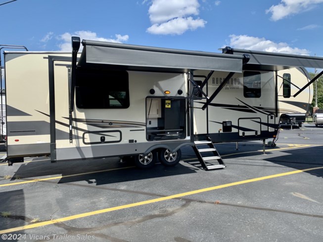 New 2022 Forest River Rockwood Signature Ultra Lite 8291RK available in Taylor, Michigan
