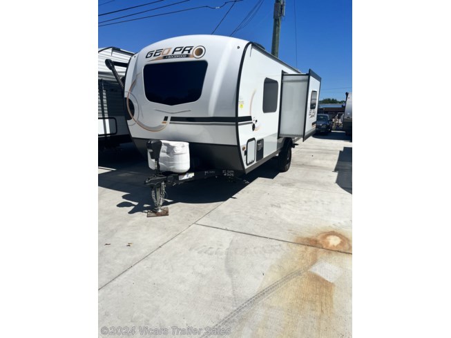 2022 Forest River Rockwood Geo Pro G20FBS - Used Travel Trailer For Sale by Vicars Trailer Sales in Taylor, Michigan