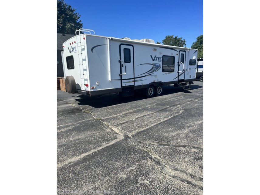 Used 2014 Forest River Flagstaff V-Lite 30WFKSS available in Taylor, Michigan