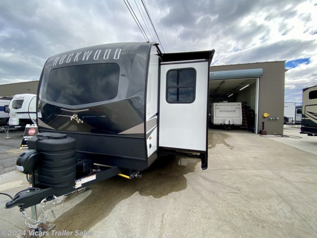 2024 Forest River Rockwood Ultra Lite 2608BS - New Travel Trailer For Sale by Vicars Trailer Sales in Taylor, Michigan