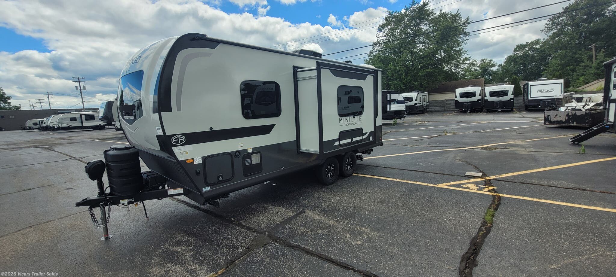 2026 Rockwood Mini Lite 2109S by Forest River from Vicars Trailer Sales in Taylor, Michigan