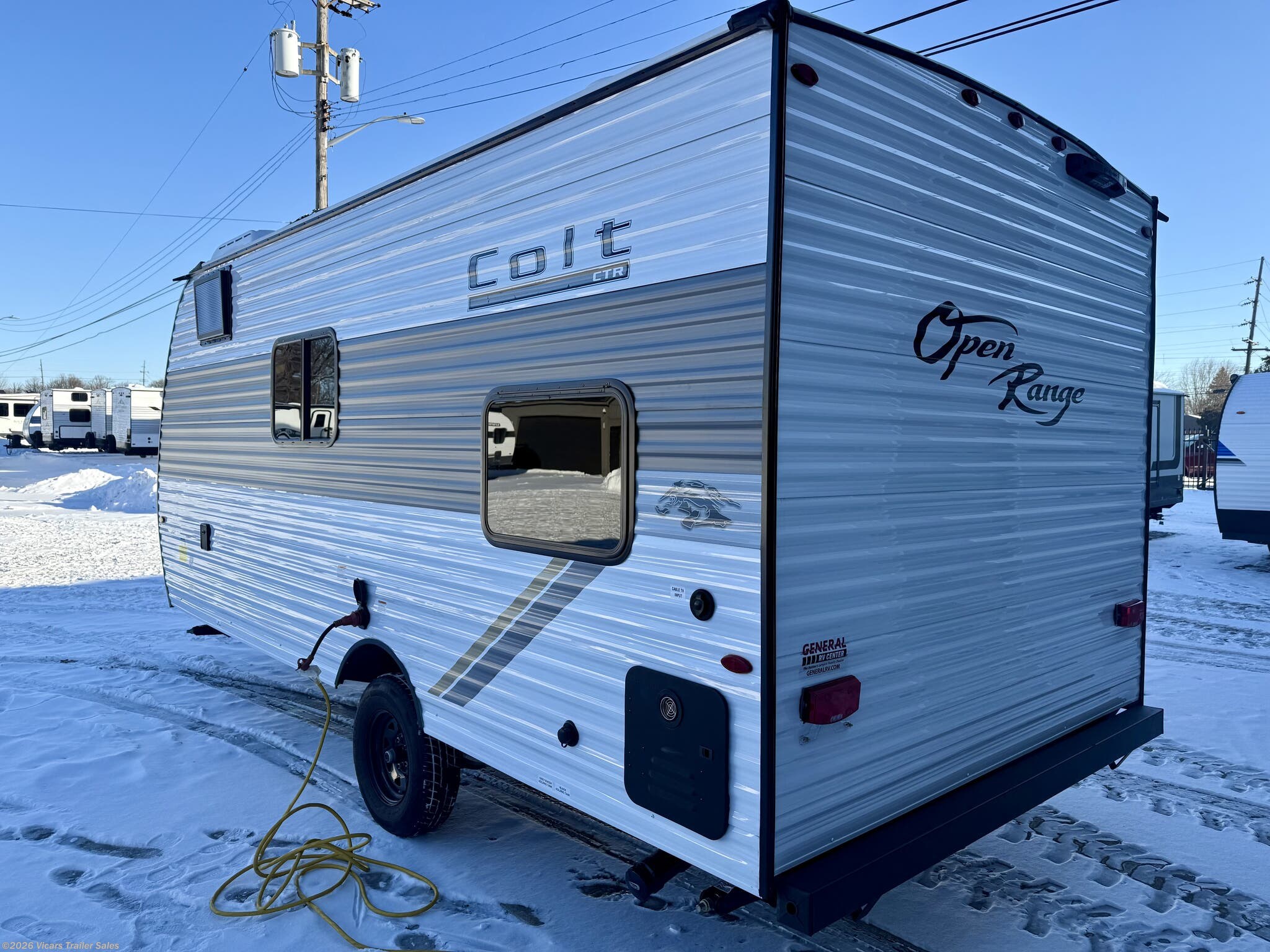 2026 Open Range Open Range 17BH - Used Travel Trailer For Sale by Vicars Trailer Sales in Taylor, Michigan features Refrigerator, Roof Vents, Shower, Fantastic Fan, Air Conditioning