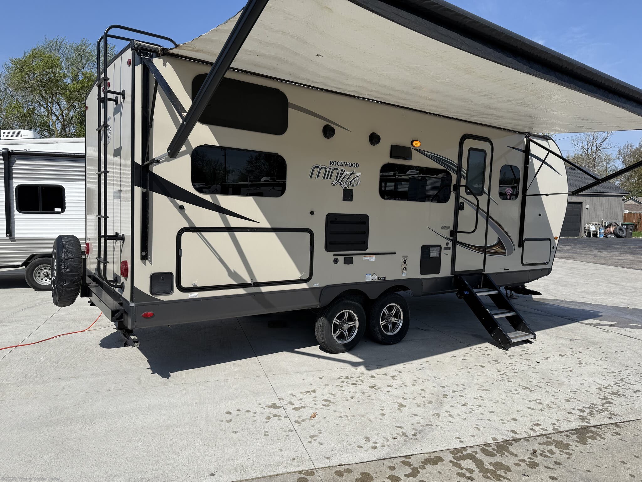 2020 Rockwood Mini Lite 2509S by Forest River from Vicars Trailer Sales in Taylor, Michigan