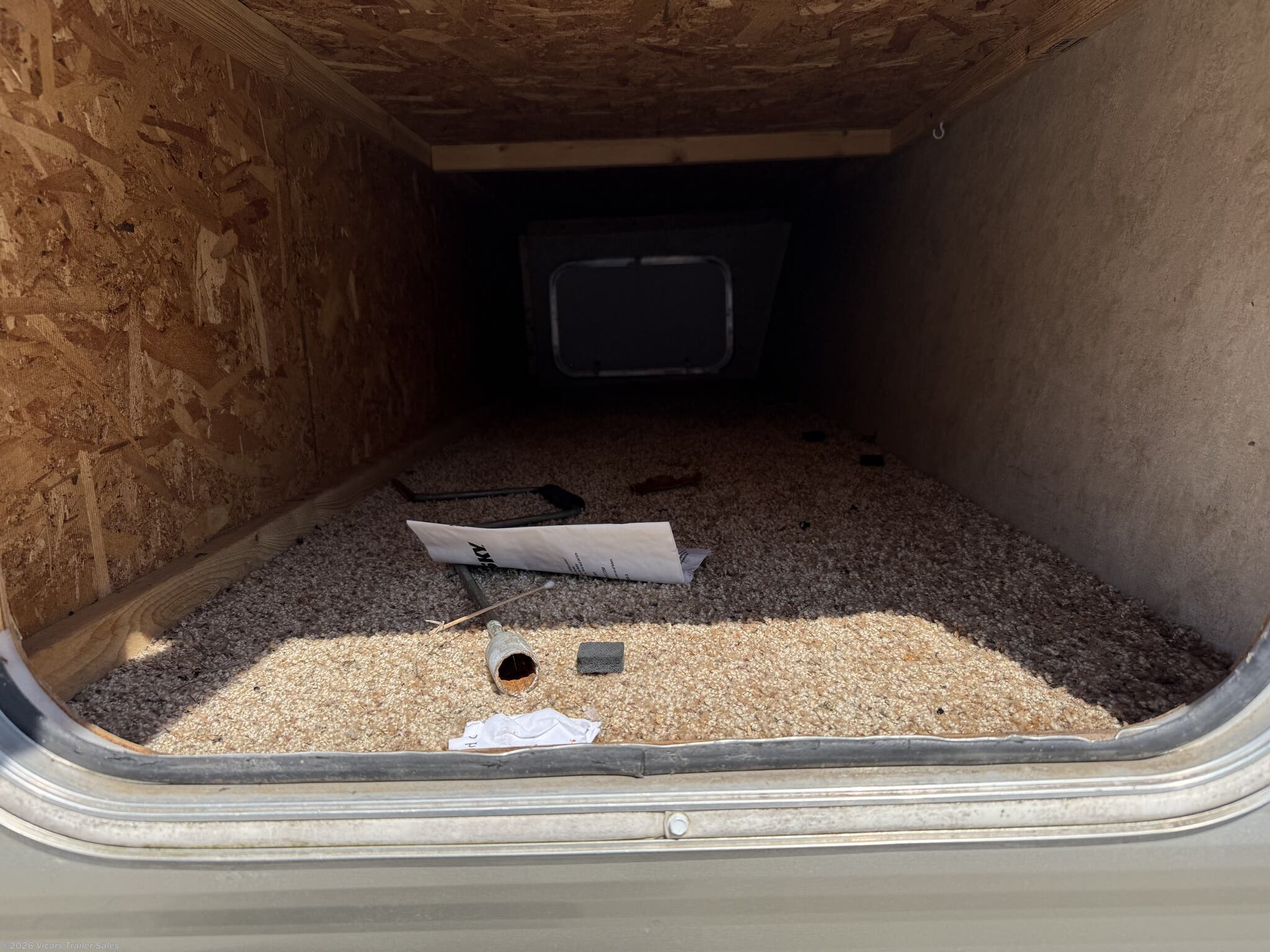 2012 Keystone Springdale 2560 - Used Travel Trailer For Sale by Vicars Trailer Sales in Taylor, Michigan features Toilet, TV Antenna, Refrigerator, Smoke Detector, Queen Bed