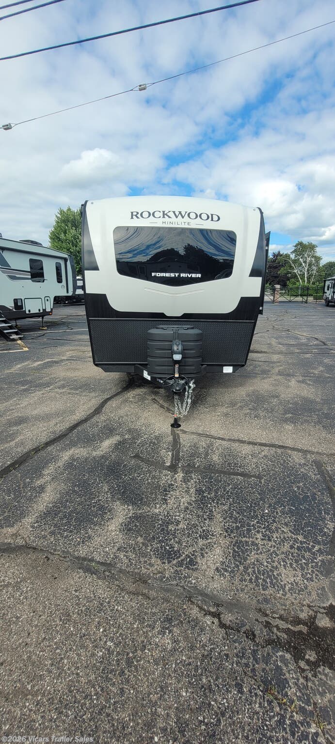 2026 Rockwood 2515S - New Travel Trailer For Sale by Vicars Trailer Sales in Taylor, Michigan features LP Detector, TV Antenna, Stereo System, Hitch, Furnace