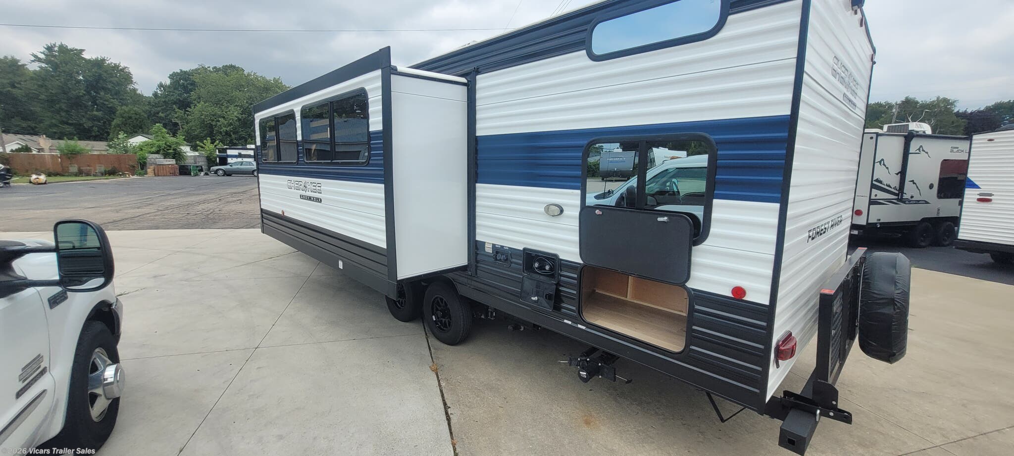 New 2026 Cherokee 26DBH available in Taylor, Michigan
