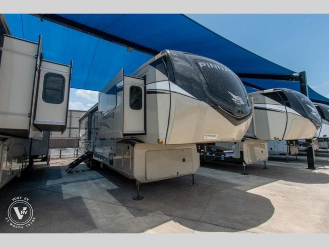 New 2022 Jayco Pinnacle 38FLGS available in Fort Worth, Texas