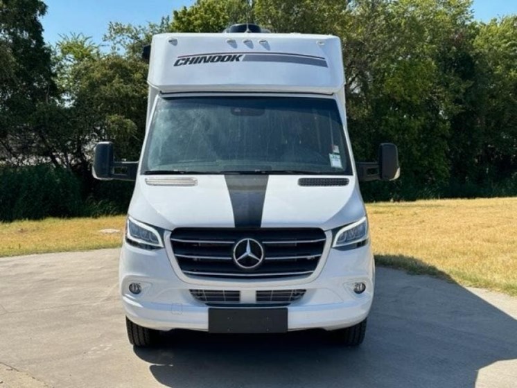 2024 Chinook Summit SS RV for Sale in Fort Worth TX 76117