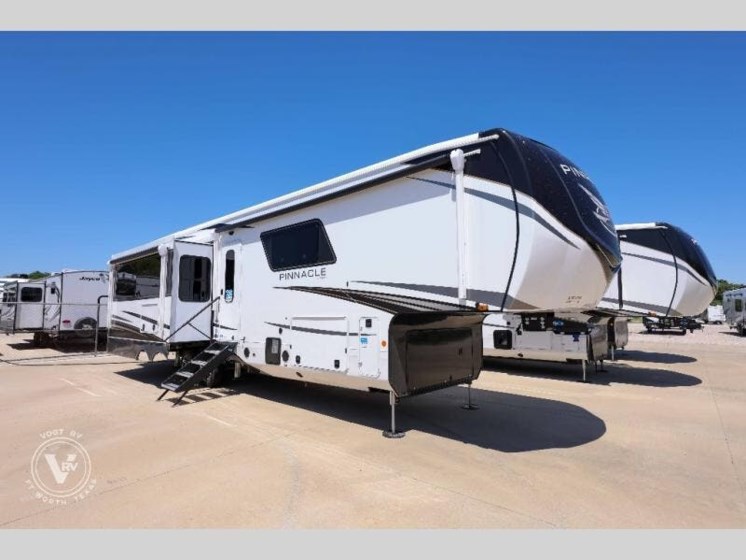 New 2024 Jayco Pinnacle 36FBTS available in Fort Worth, Texas