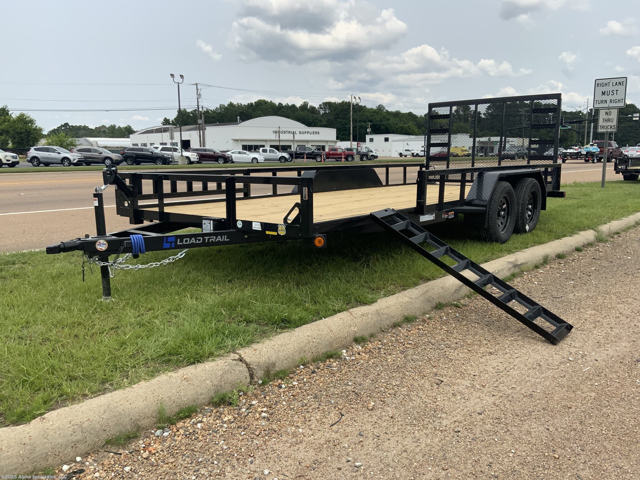 EZLOADERトレーラージャンク 2025 Load Trail CZ 83X22 Tandem Axle Sport Hauler Trailer
