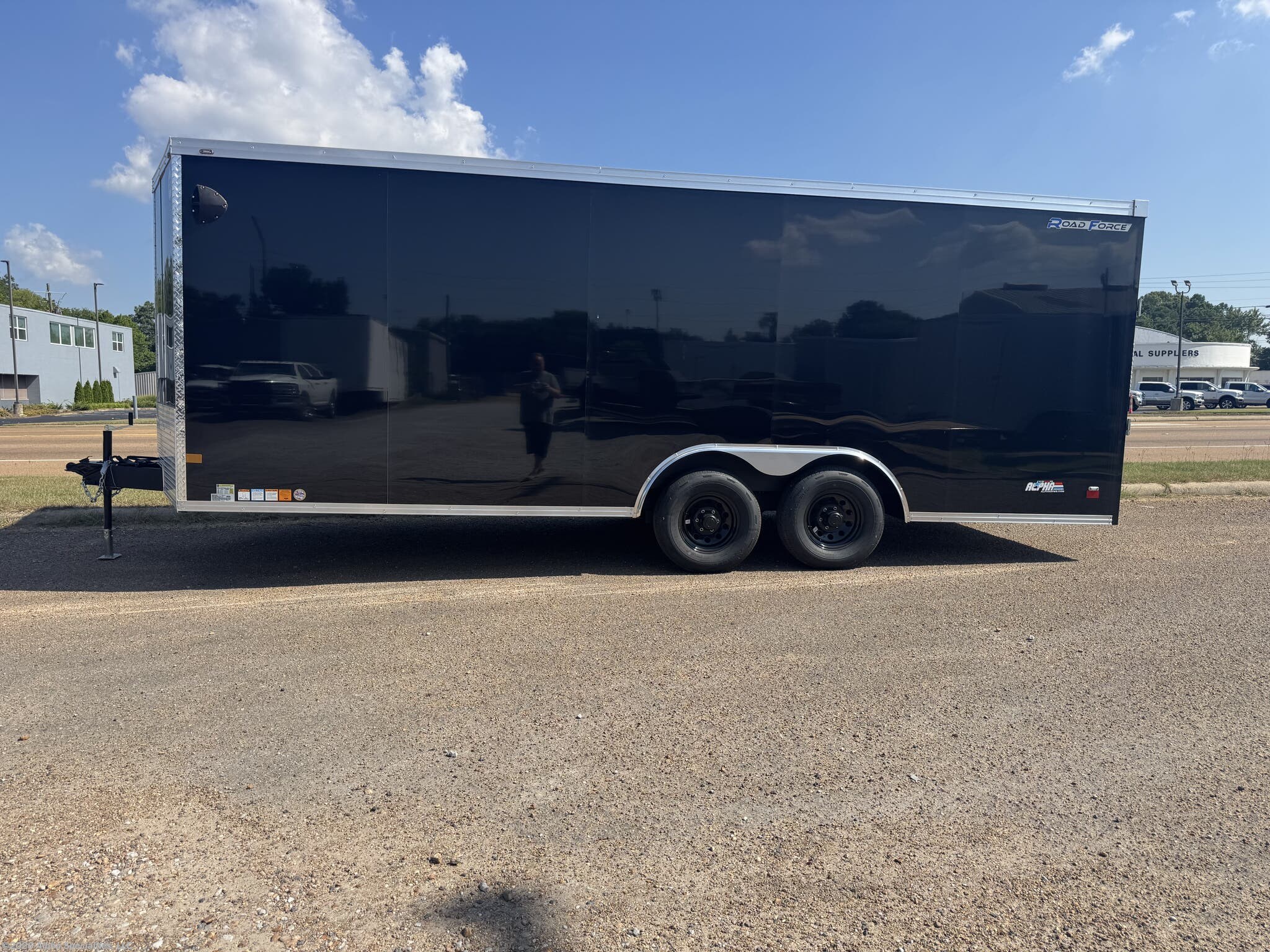 2027 Wells Cargo