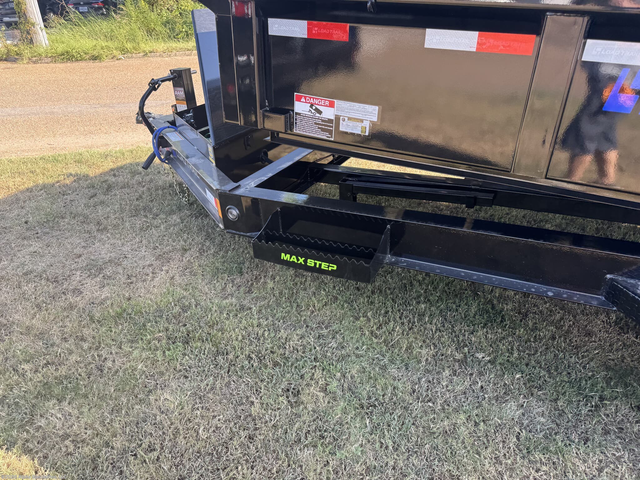 2027 Load Trail DL photo 9