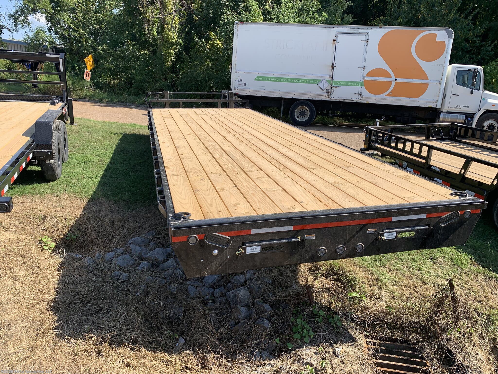 2027 Load Trail DK photo 5