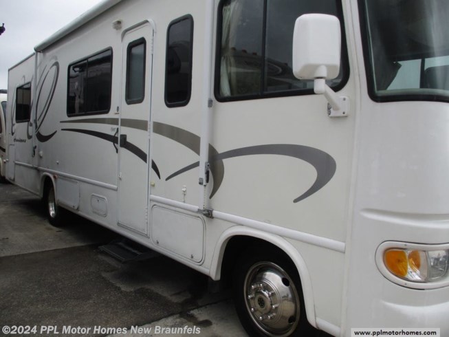 2004 Four Winds Hurricane 30Q RV for Sale in New Braunfels, TX 78130 2003 Four Winds Hurricane 30q Specs