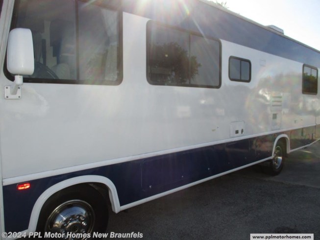 2006 Four Winds Hurricane 30Q RV for Sale in New Braunfels, TX 78130 2006 Four Winds Hurricane 30q Specs