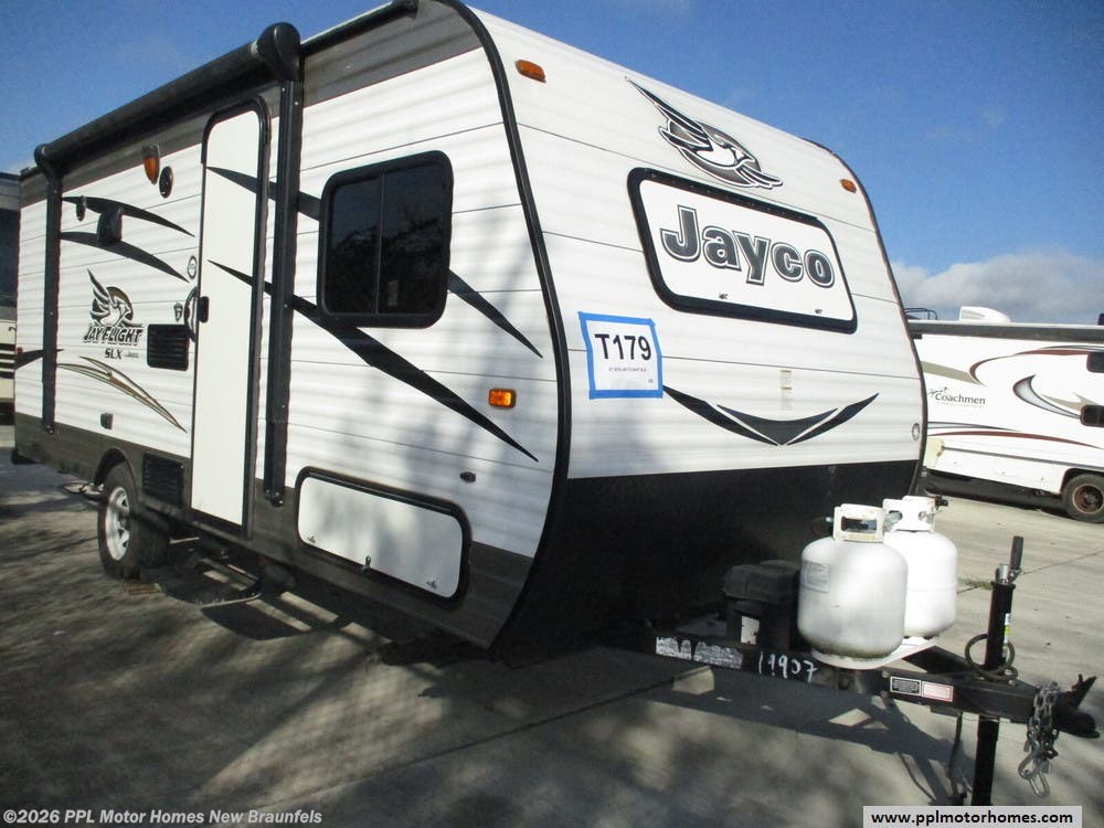 2016 Jayco Jay Flight SLX 174BH RV for Sale in New Braunfels, TX 78130