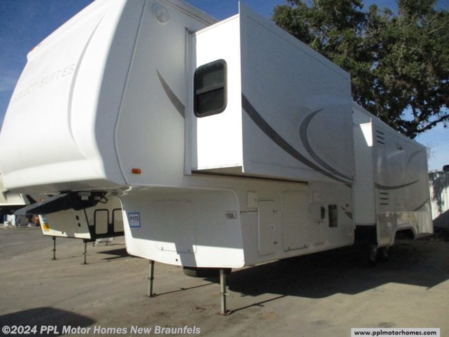 2007 DRV Select Suites 36TK3 - Used Fifth Wheel For Sale by PPL Motor Homes in New Braunfels, Texas features Spare Tire Kit, TV, Water Heater, Non-Smoking Unit, Refrigerator