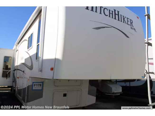 2007 Nu-Wa HitchHiker Champagne 35CKQG - Used Fifth Wheel For Sale by PPL Motor Homes in New Braunfels, Texas
