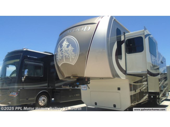 2015 Redwood Rv Redwood 38fl Rv For Sale In Cleburne Tx 76033 F265cl Rvusa Com Classifieds