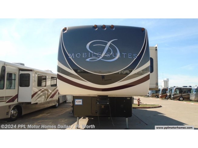 2017 Mobile Suites 41RSSB4 by DRV from PPL Motor Homes in Cleburne, Texas