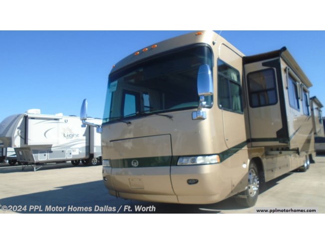 2004 Monaco RV Executive 43PBQ - Used Diesel Pusher For Sale by PPL Motor Homes in Cleburne, Texas