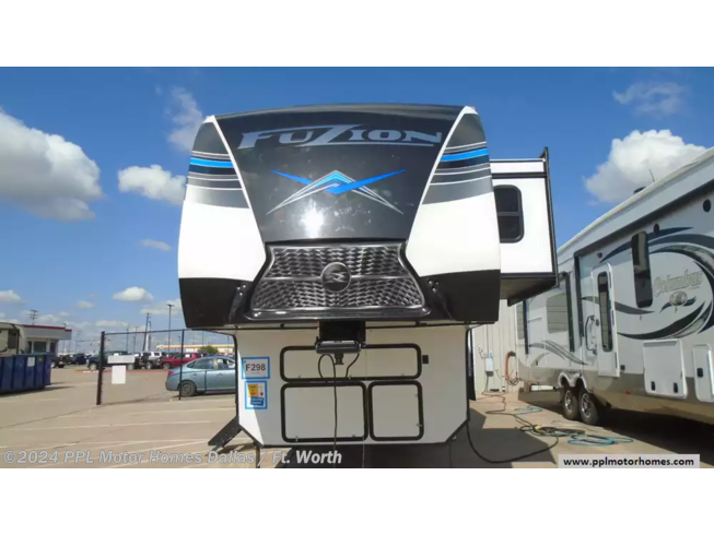 2020 Fuzion 373 by Keystone from PPL Motor Homes in Cleburne, Texas