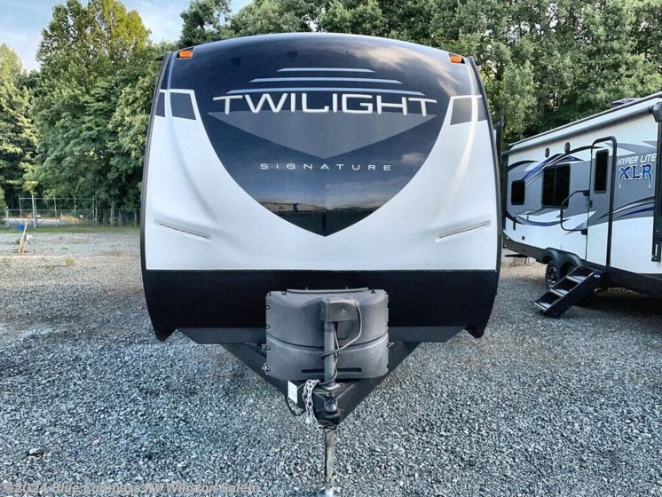 Used 2022 Cruiser RV Twilight Signature TWS 2100 available in Rural Hall, North Carolina