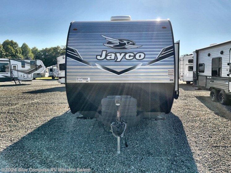 New 2025 Jayco Jay Flight SLX 321BDS available in Rural Hall, North Carolina