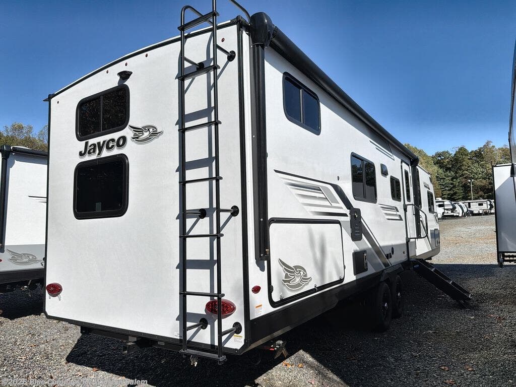 New 2026 Jayco Jay Feather 29QBH available in Rural Hall, North Carolina