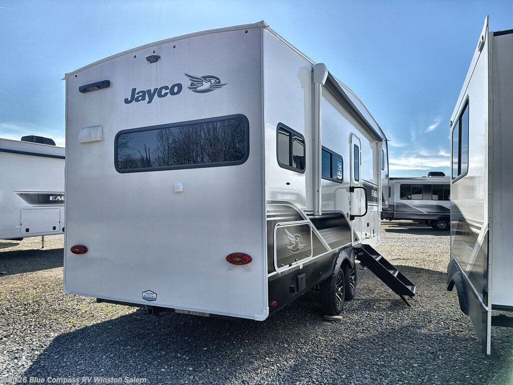 New 2026 Jayco Eagle SLE 24MLE available in Rural Hall, North Carolina