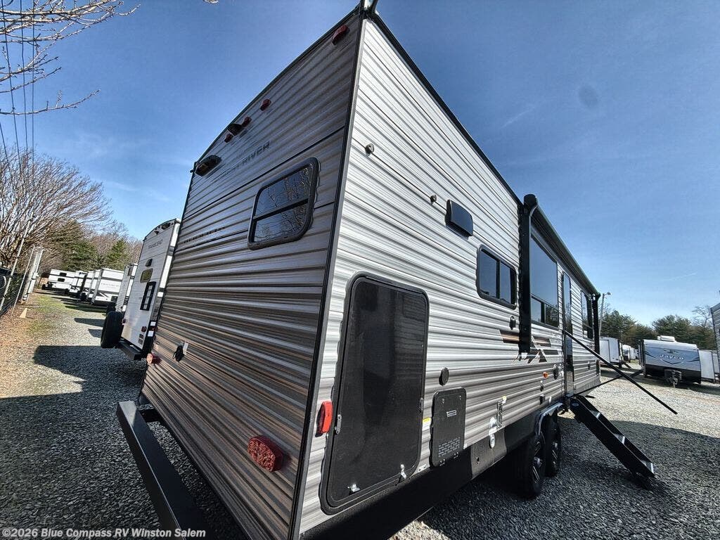 2026 Aurora 31KDS by Forest River from Blue Compass RV Winston Salem in Rural Hall, North Carolina