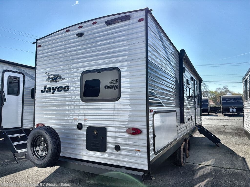 New 2026 Jayco Jay Flight SLX 261BHS available in Rural Hall, North Carolina