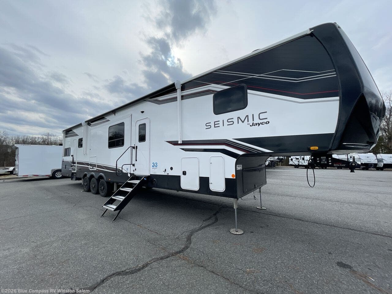 2026 Seismic 399 by Jayco from Blue Compass RV Winston Salem in Rural Hall, North Carolina
