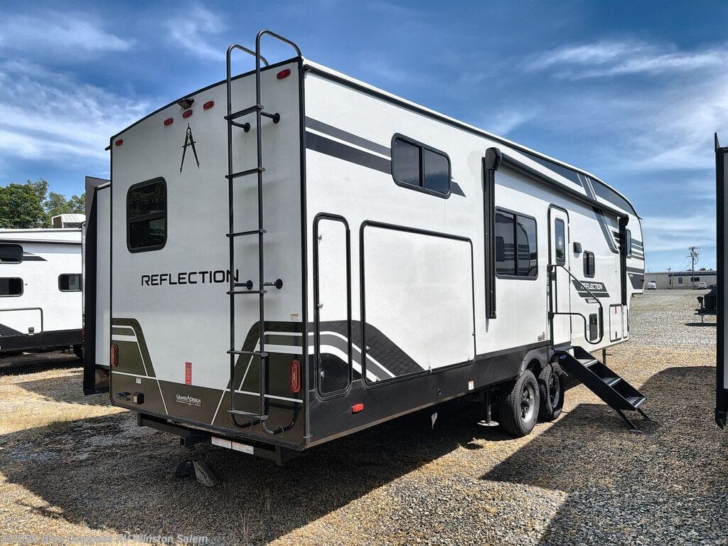 New 2026 Grand Design Reflection 100 Series 32BH available in Rural Hall, North Carolina