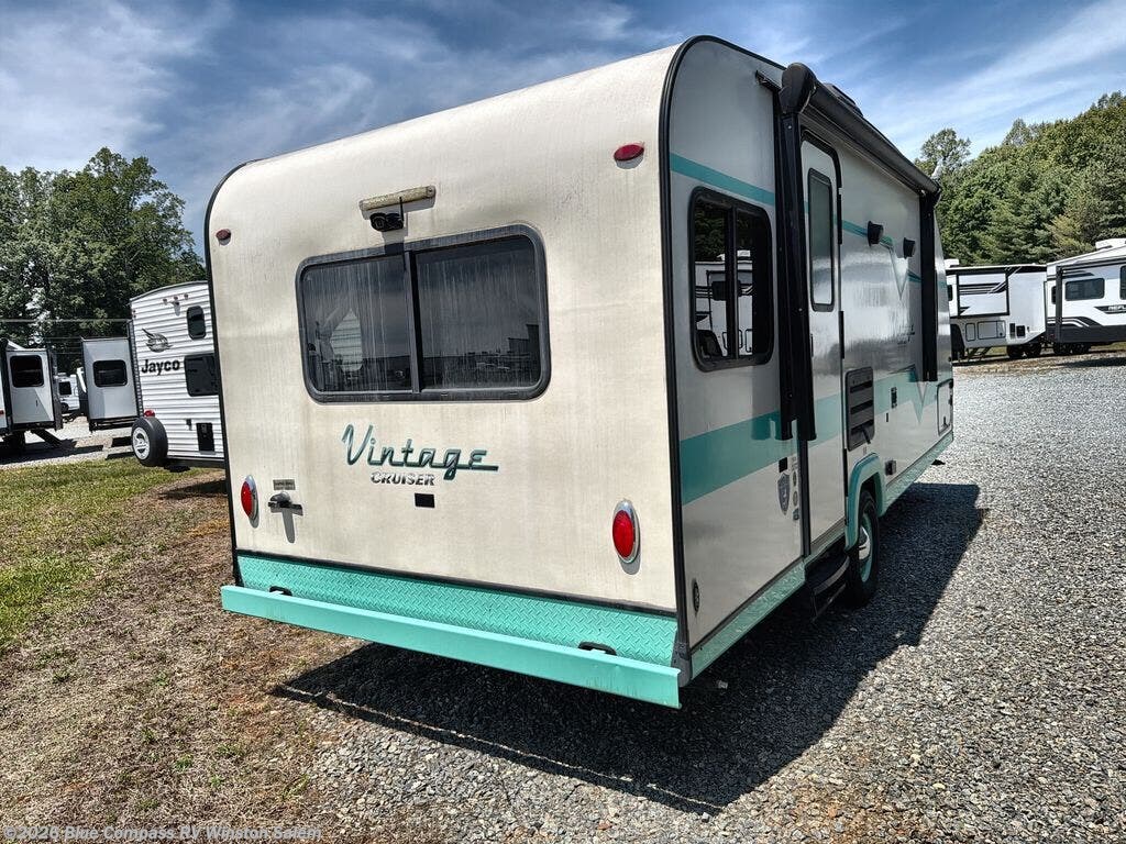 Used 2023 Gulf Stream Vintage Cruiser 19ERD available in Rural Hall, North Carolina