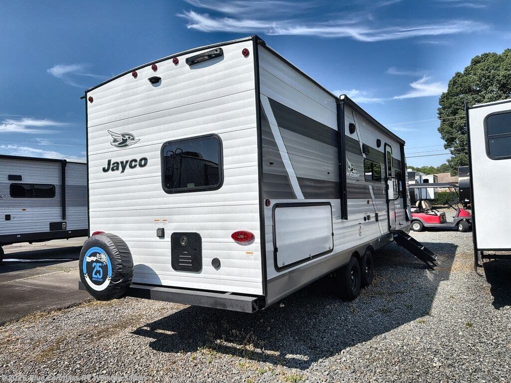 New 2026 Jayco Jay Flight SLX 261BHS available in Rural Hall, North Carolina