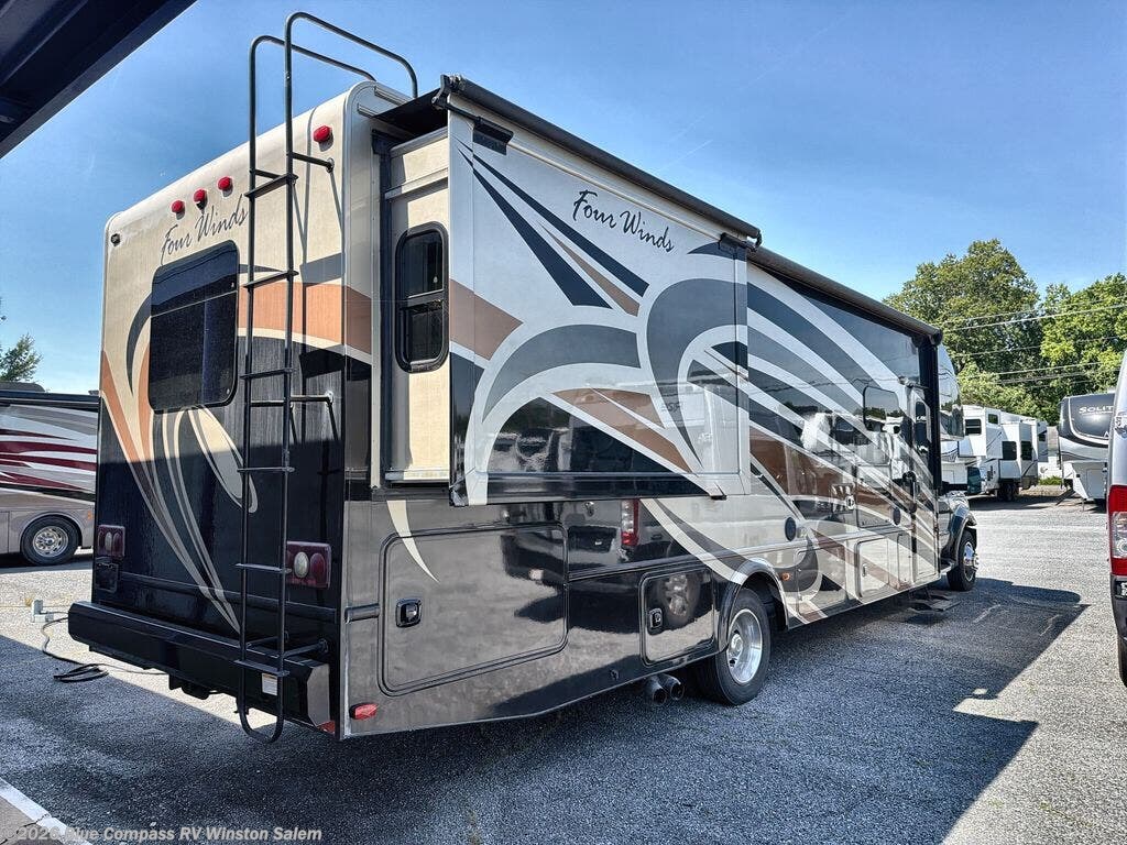 2016 Four Winds Super C 35SK by Thor Motor Coach from Blue Compass RV Winston Salem in Rural Hall, North Carolina