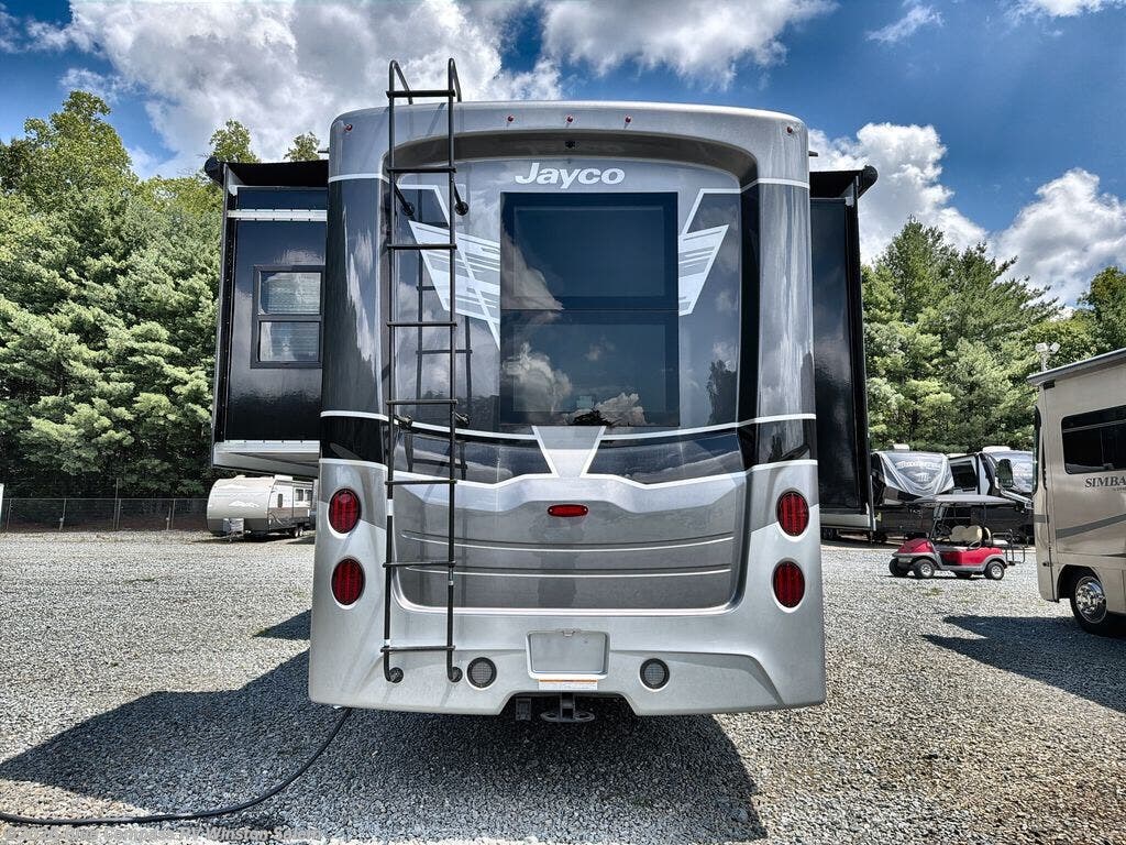 2027 Seneca 37L by Jayco from Blue Compass RV Winston Salem in Rural Hall, North Carolina