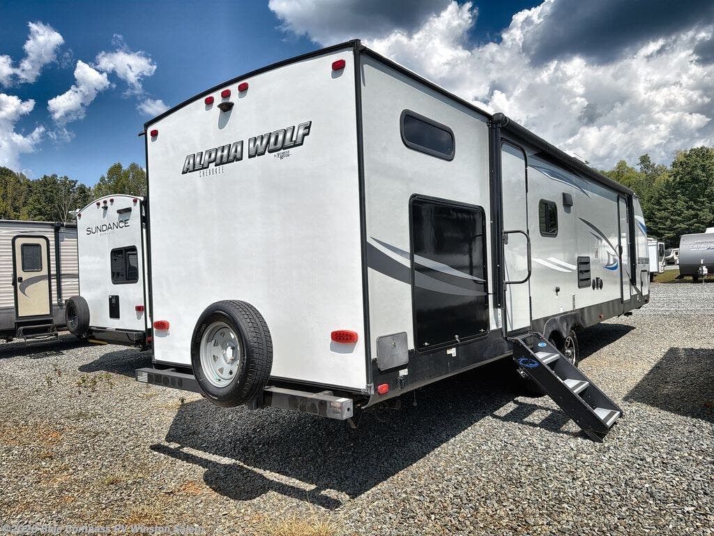 Used 2020 Forest River Cherokee Alpha Wolf 29QB-L available in Rural Hall, North Carolina