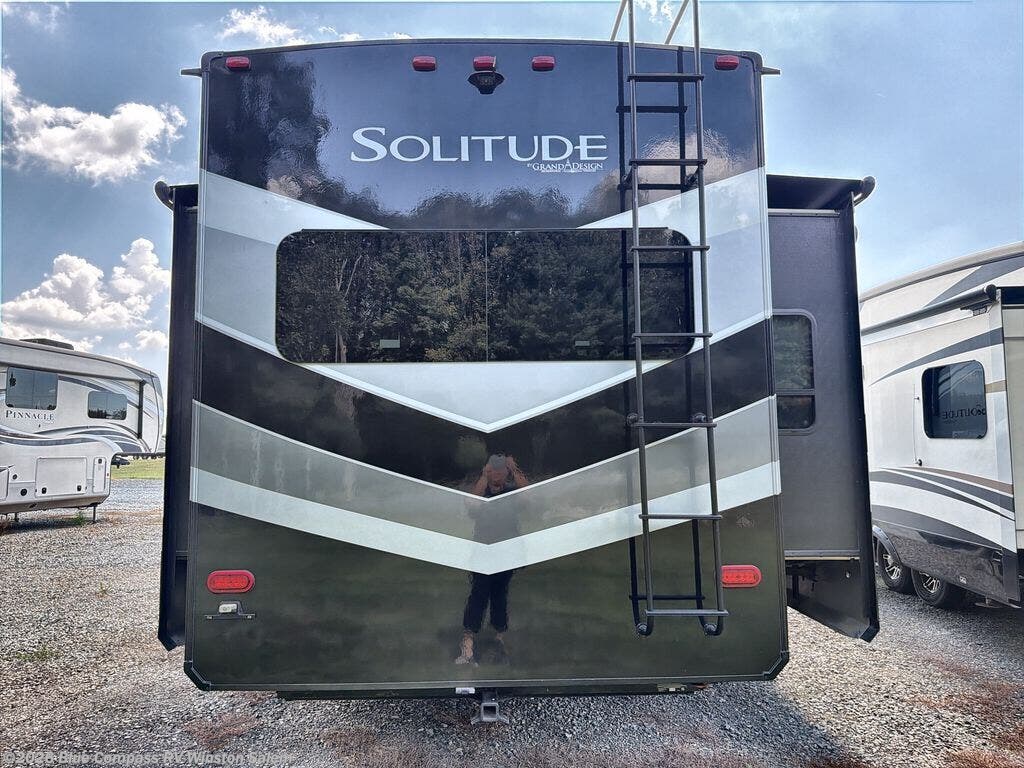 2019 Solitude 385GK R by Grand Design from Blue Compass RV Winston Salem in Rural Hall, North Carolina