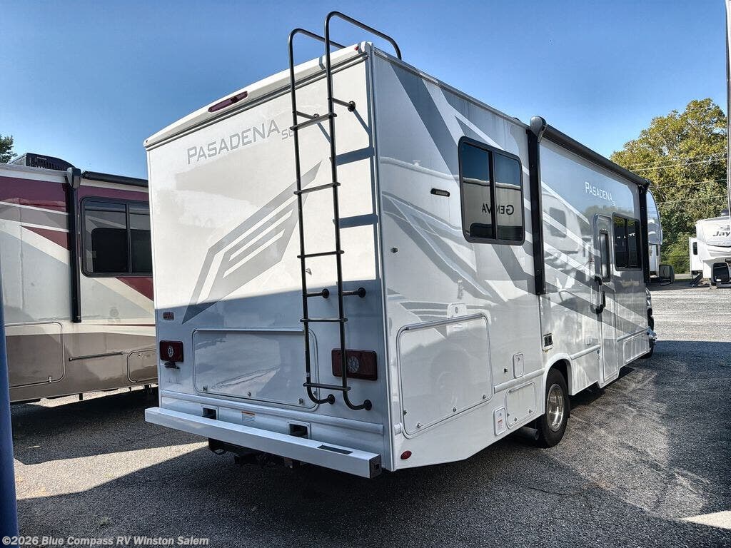 Used 2026 Thor Motor Coach Pasadena SE SE28 available in Rural Hall, North Carolina